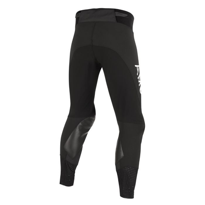 AMOQ Momentum bikses