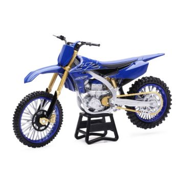 1:6 Yamaha Scale Model