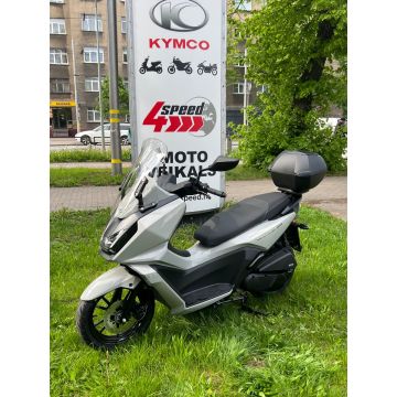 KYMCO SCOOTER SKYTOWN 125 ABS SILVER